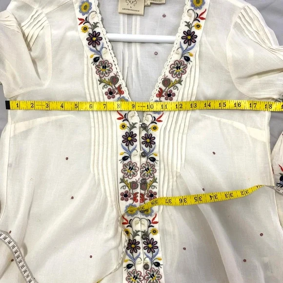 Anthropologie Embroidered Peasant Top - Like New - Picture 5 of 5